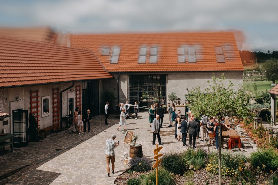 svadba_semikovice_jakubhasak-015-min